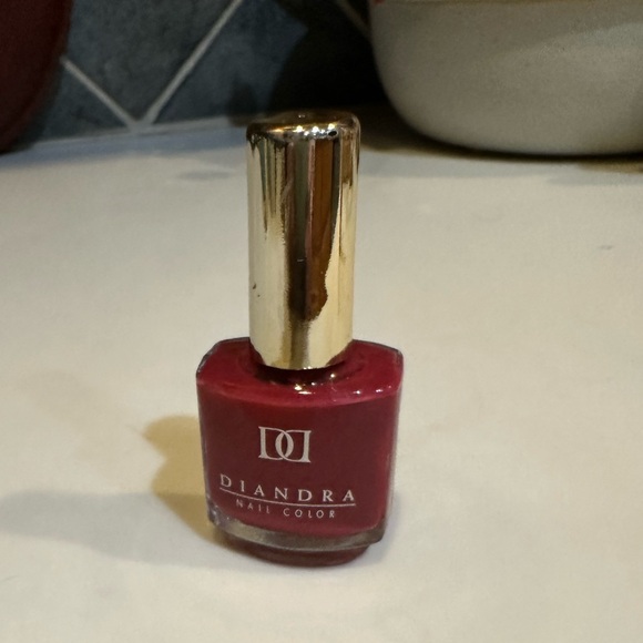 VTG DIANDRA MAKE-UP TRIO TIME RELEASE DAILY MOISTURE LOTION—2 oz CREAM CONCEALER - Picture 12 of 15